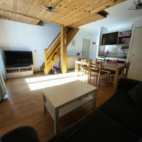 Résidence Comete - T3 de 8 couchages en duplex au pied des pistes MAE-9081